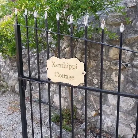 Xanthippi 度假居