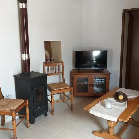 度假居 Xanthippi Paphos